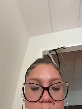 Show Webcam de QueenNuttCollector