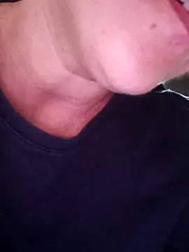 Chat +18 de beautyfullchrys ao vivo
