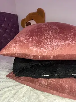 Kattie_sweet1 XXX чат на живо