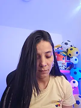 miaeyex Chat XXX live