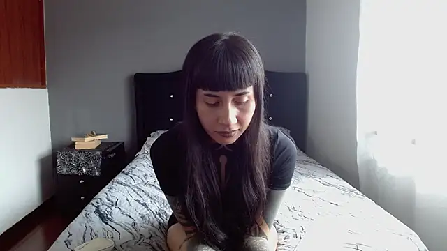 Emilia_1995: απευθείας συνομιλία ΧΧΧ