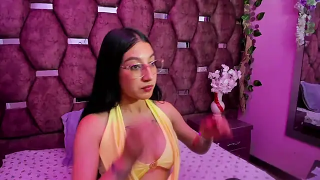 Katty_Queen: απευθείας συνομιλία ΧΧΧ