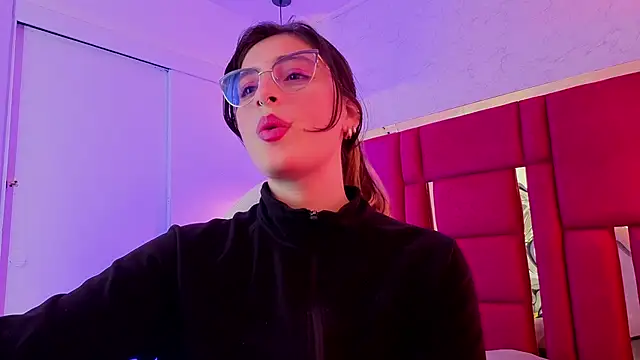 moon_winy: απευθείας συνομιλία ΧΧΧ