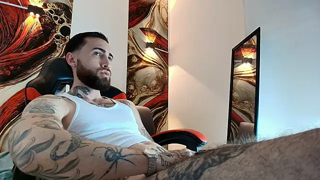 Luke_davis01 Adlı Modelin Canlı XXX Sohbeti