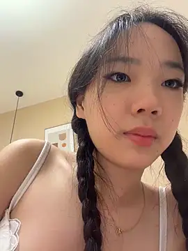 TinyBabe 现场XXX聊天