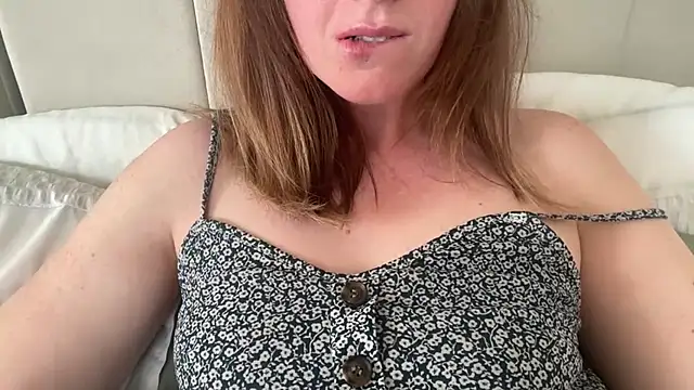redheadrosie69 即時 XXX 聊天
