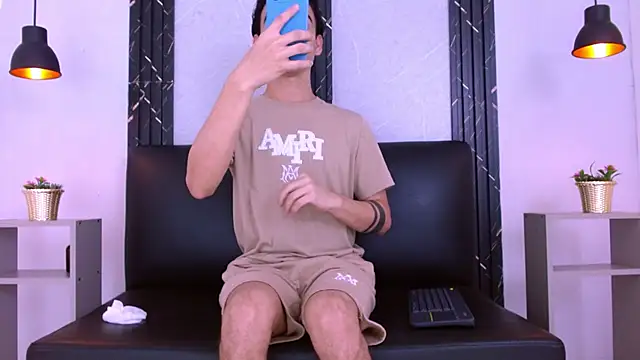 Feiccer_CastquerのライブXXXチャット