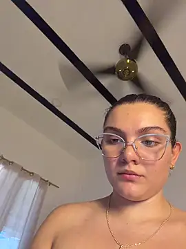 Chat +18 de Eva_stark10 ao vivo