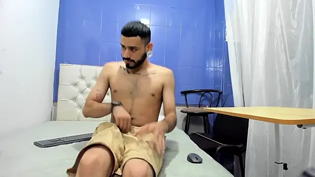 XXX chat uživo modela BrunoCarzon