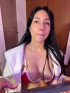 ArianaReynoldss Live XXX-Chat