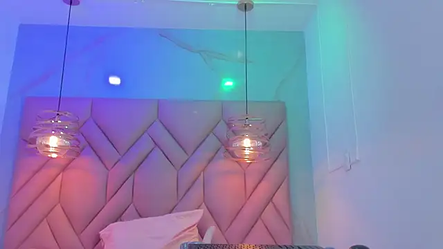 AngelaaCute_ 现场XXX聊天