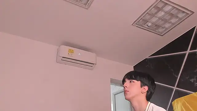 צ'אט XXX בשידור חי של AerumChae