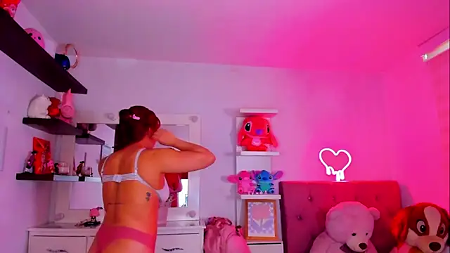 Vannessa__Shy 现场XXX聊天