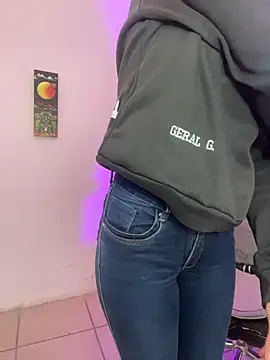 lia_ecのライブXXXチャット
