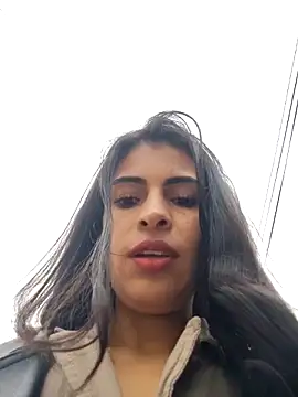 Astrid-- Live XXX Chat