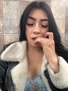 Živý XXX chat DAKOTA_SAKURA