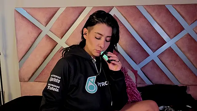 Chatroom XXX en direct de _kelly_hous36
