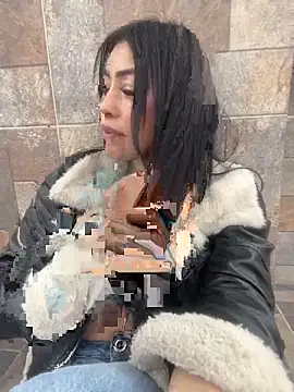 DAKOTA_SAKURA Chat XXX in diretta