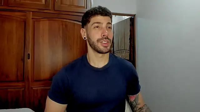 Guyinthemountain Show Webcam