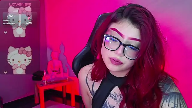 Red_Bunny_v Adlı Modelin Canlı XXX Sohbeti