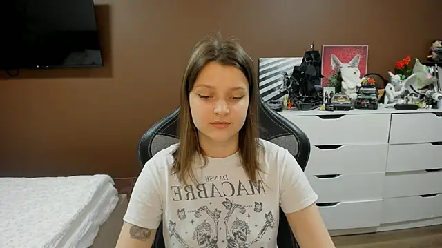 SoniNestin Live XXX chat