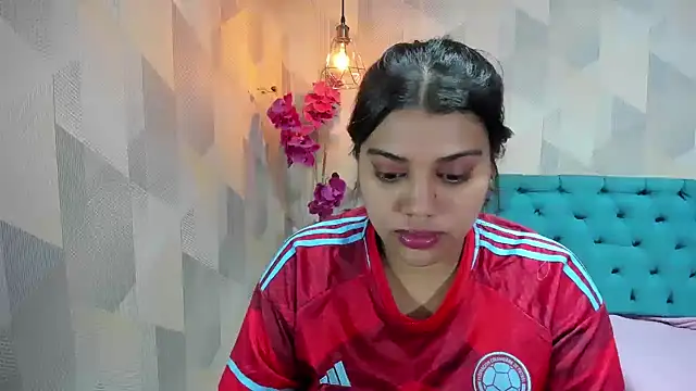 Chat XXX en directo de LindaBreeS