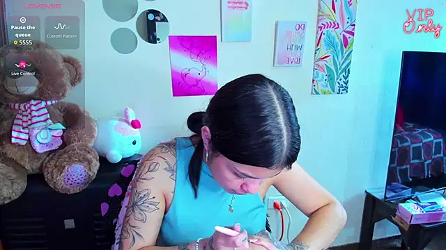 angelina_77's Live XXX Chat