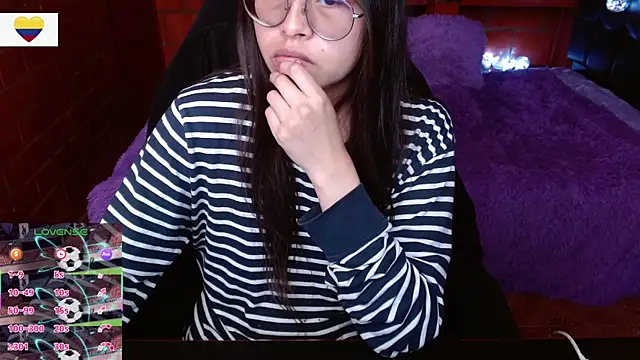 Chat +18 de MidoriQuiinn ao vivo