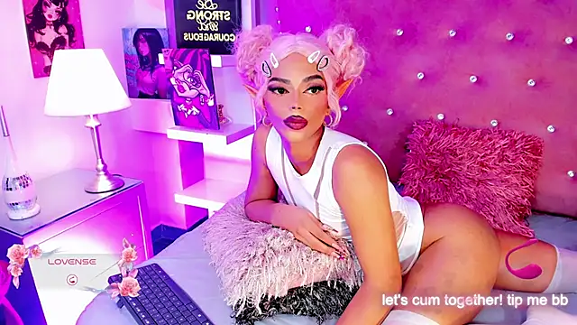 Diiva_Smiithn Live XXX chat