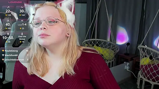 LottieReed Adlı Modelin Canlı XXX Sohbeti
