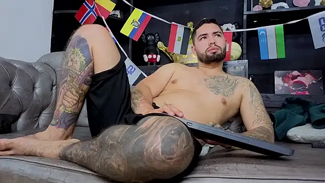 matteosantos Live XXX-Chat