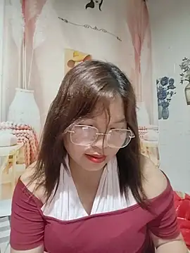 Cover-baa 即時 XXX 聊天