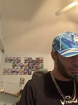 Czat XXX na żywo – PRBoricua787