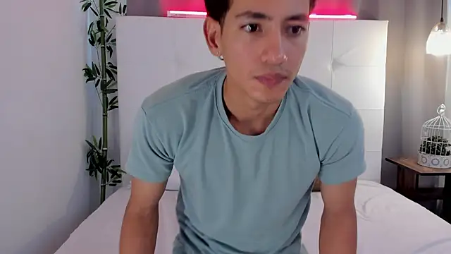 Alejo-and-Thiago Webcam show
