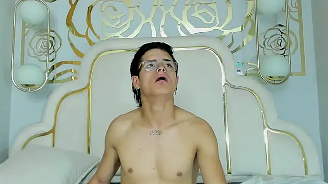 Chat XXX en directo de midnightlust_vc