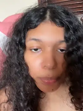 Živý XXX chat Sophiemoo_