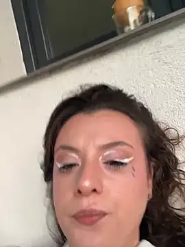 bunnythetailorn Live XXX chat