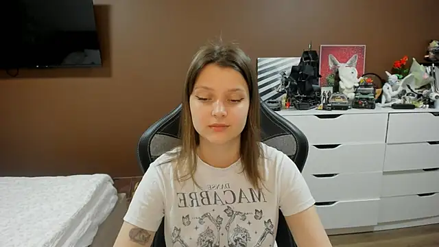 Chatroom XXX en direct de SoniNesti