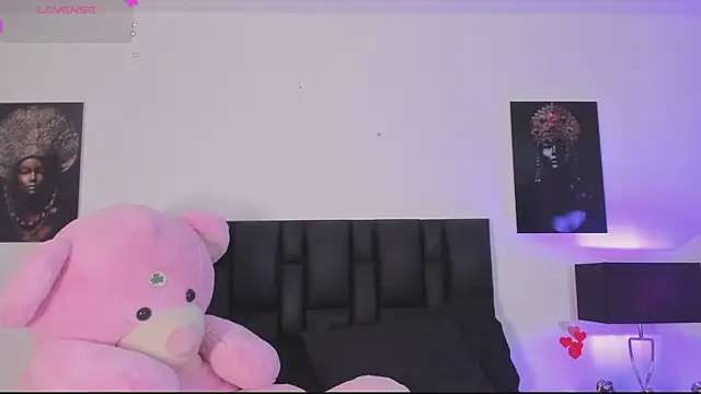 SaradaParker's Live XXX Chat