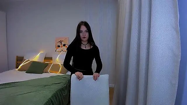 JulietteMonli's Live XXX Chat