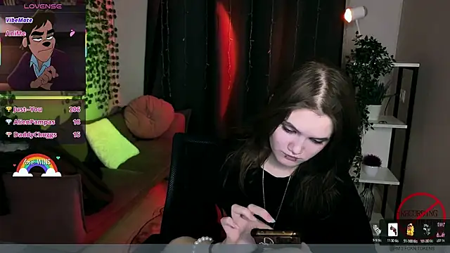 Dilara_xBaby: онлайн-секс-чат