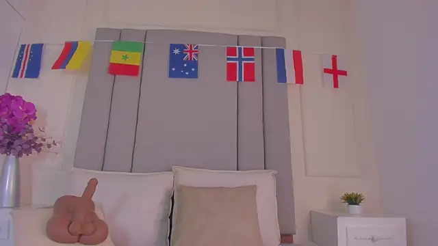 CannelaSmith Live XXX-Chat