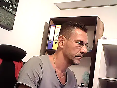 دردشة mastercharisma35 الجنسية المباشرة