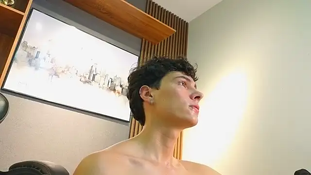 Esteban_FireのライブXXXチャット