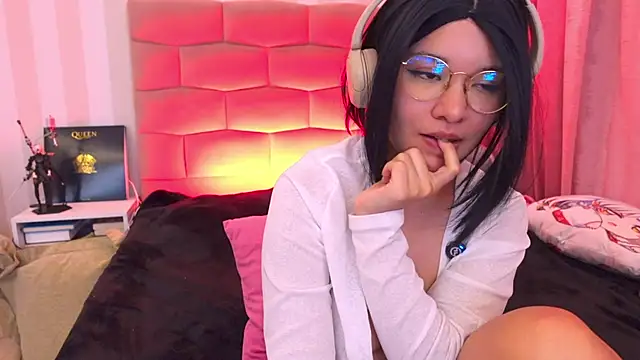 NataliaNovak élő XXX-chatje
