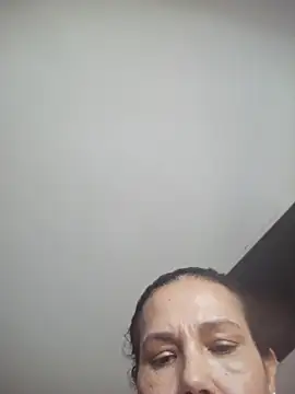 Elenna__ XXX чат на живо