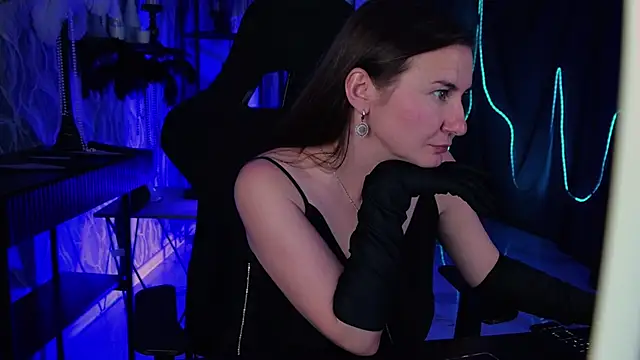 Chatroom XXX en direct de Golden_Dragon