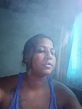 Giselabrunette25's Live XXX Chat