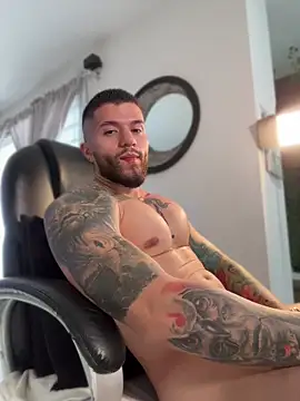 Chatroom XXX en direct de Frank_Farrell