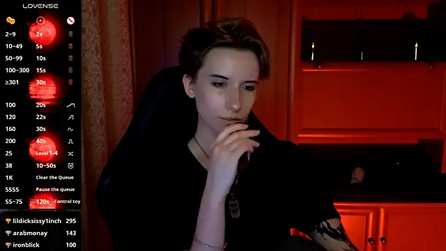 _Shadow_devil__'s Live XXX Chat